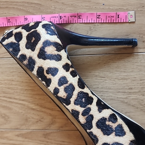 MICHAEL Michael Kors Leopard Print Platform Heels - Picture 13 of 13